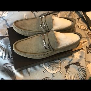 Brand new Gucci Suede Bit Driving Loafers Taupe